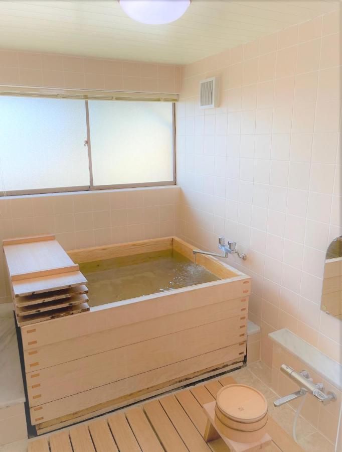 宿屋白金家 Yadoya-Shiroganeya 1日1組限定2名から8名様まで 全館貸切り 伝統的建造物の旅籠宿 Traditional Culture Experience Nagano Eksteriør billede