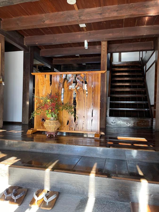 宿屋白金家 Yadoya-Shiroganeya 1日1組限定2名から8名様まで 全館貸切り 伝統的建造物の旅籠宿 Traditional Culture Experience Nagano Eksteriør billede