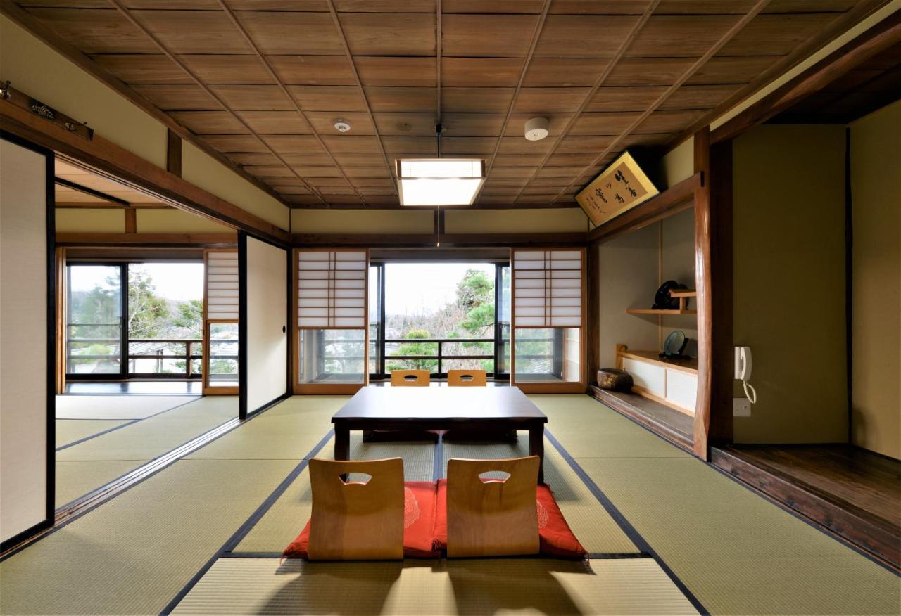 宿屋白金家 Yadoya-Shiroganeya 1日1組限定2名から8名様まで 全館貸切り 伝統的建造物の旅籠宿 Traditional Culture Experience Nagano Eksteriør billede