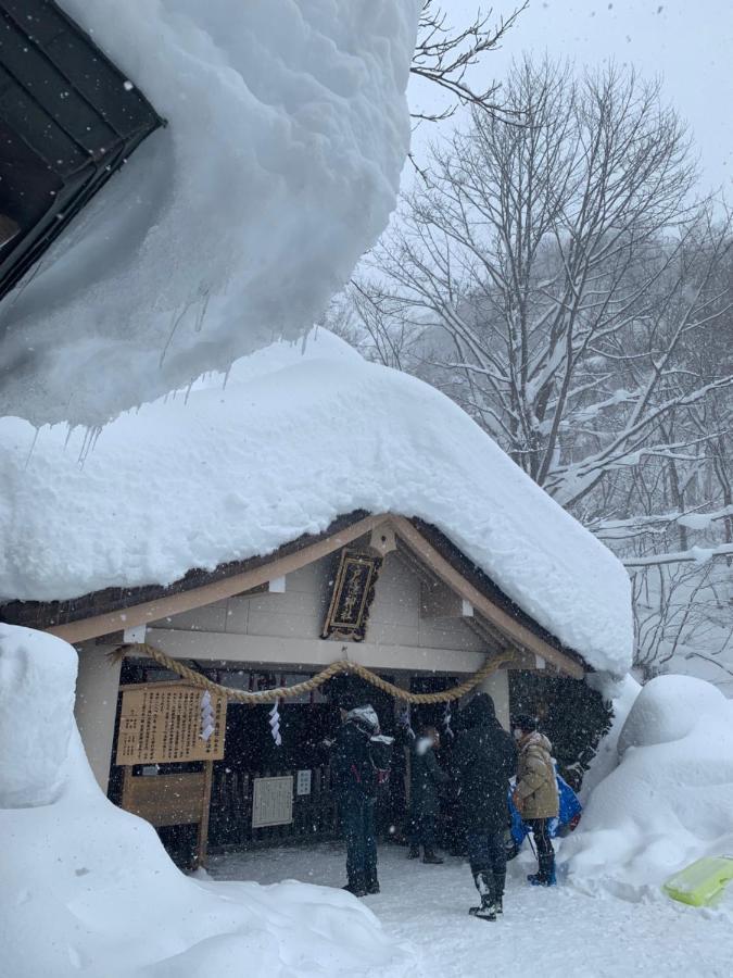 宿屋白金家 Yadoya-Shiroganeya 1日1組限定2名から8名様まで 全館貸切り 伝統的建造物の旅籠宿 Traditional Culture Experience Nagano Eksteriør billede