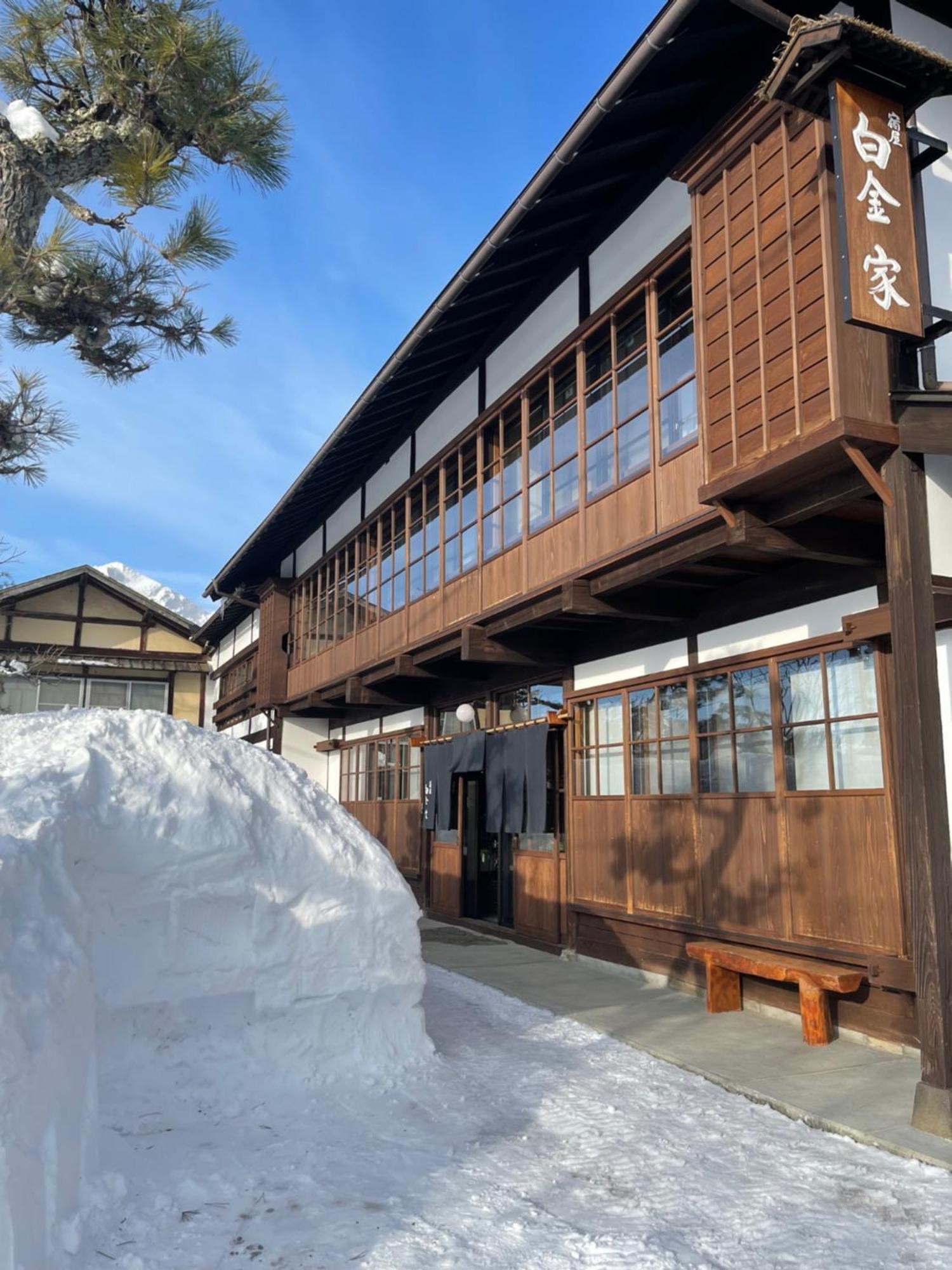 宿屋白金家 Yadoya-Shiroganeya 1日1組限定2名から8名様まで 全館貸切り 伝統的建造物の旅籠宿 Traditional Culture Experience Nagano Eksteriør billede